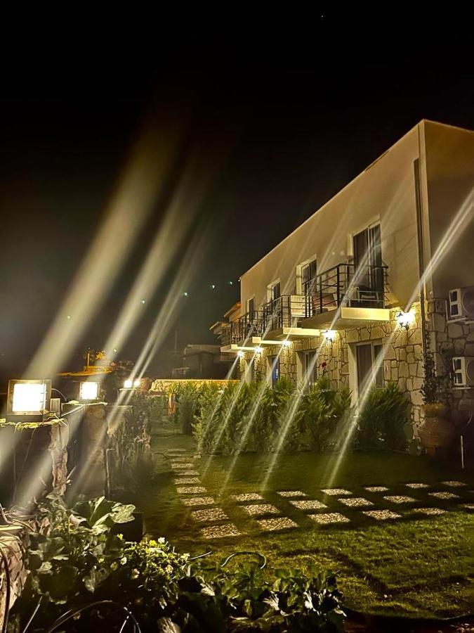 Merlin Apart Otel Karaburun  Exterior foto